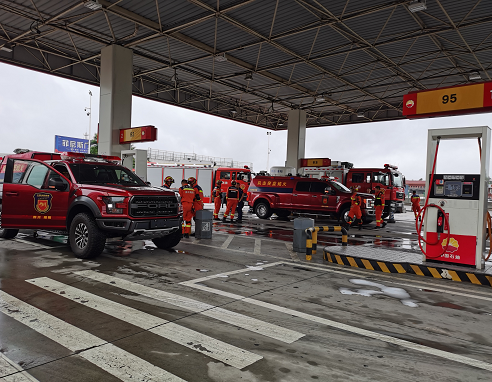 確保加油站安全運(yùn)行 為抗震救災(zāi)保供護(hù)航.png