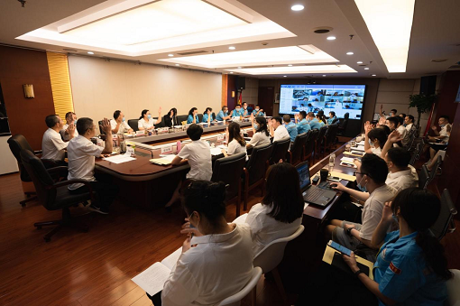 中路公司召開職工代表大會審議通過《加油站“微腐敗”行為管理細(xì)則》等3項制度.png 中路公司召開職工代表大會審議通過《加油站“微腐敗”行為管理細(xì)則》等3項制度.png